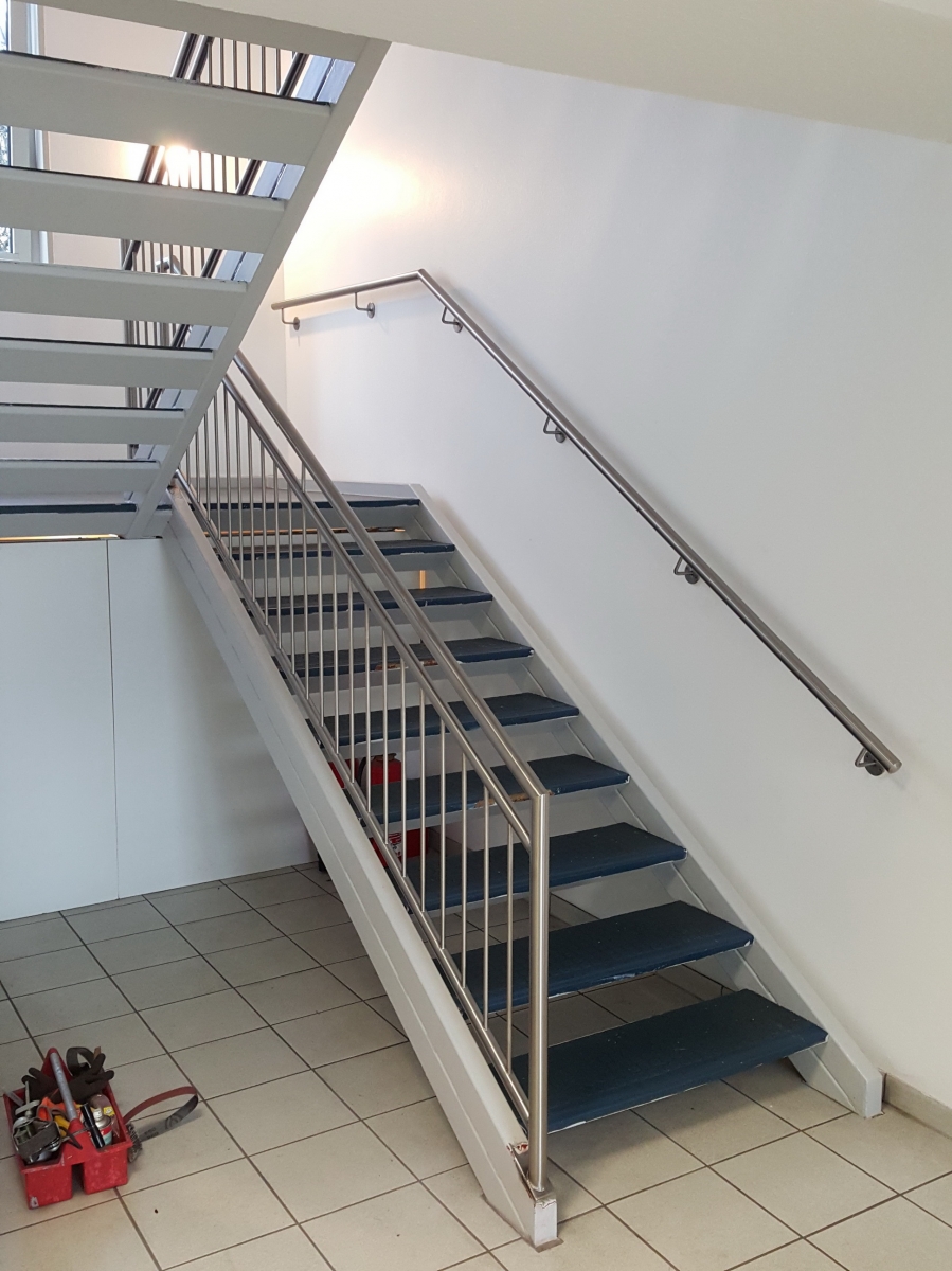 Industriezaun aus feuerverzinktem Stahl